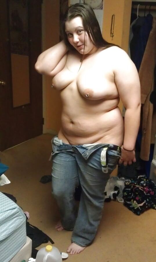 Fat Slobs - Dirty Rooms And Messy Eating