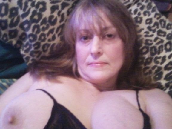 Naughty Milfs
