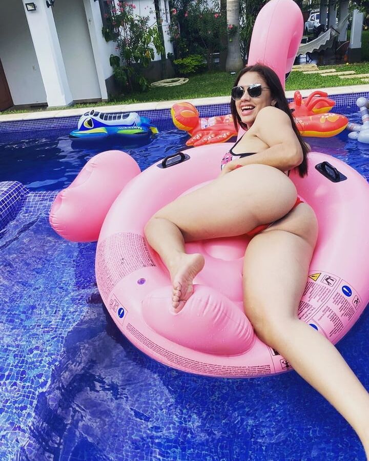 On Instagram- karlyfornos