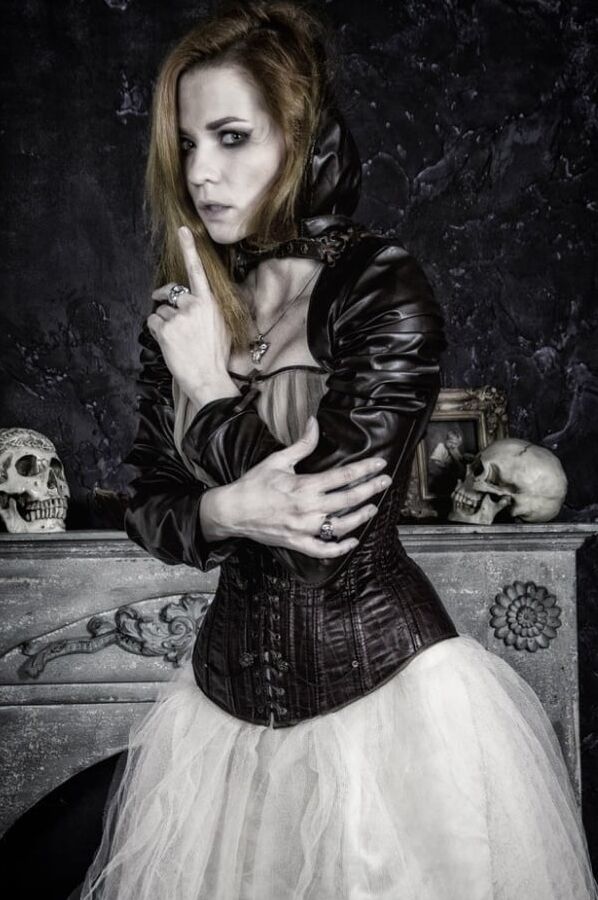 That skull had a tongue in it and could sing once