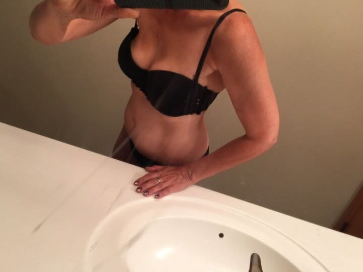 My Collection of Selfies - Milfs