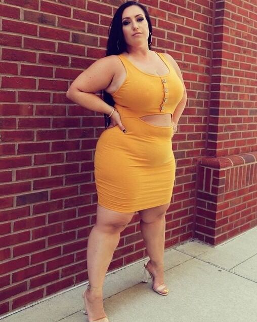 VIXENS WITH DA THICK LEGZ