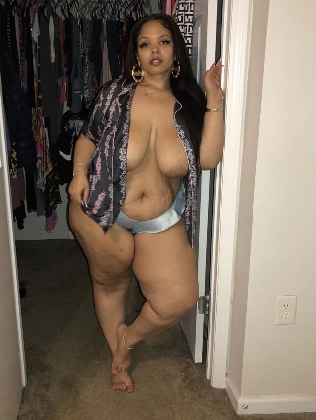 Big Tits Lightskin Ebony BBW