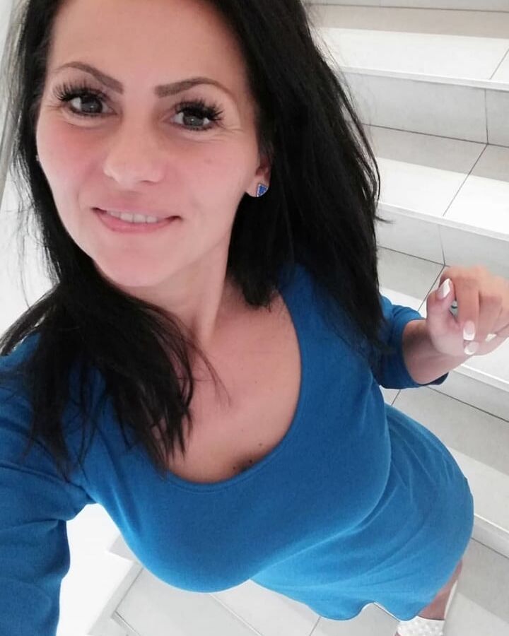 Serbian hot milf whore big natural tits Natalija Naca