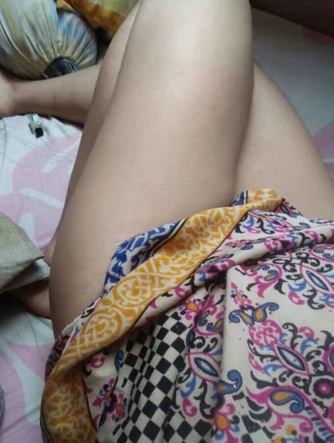 Cikgu Syamiera body padu gersang