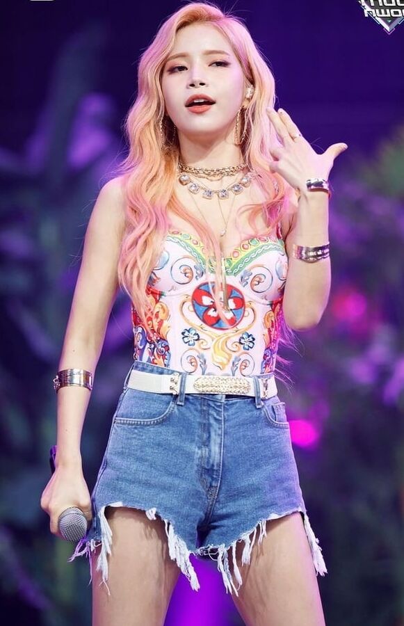 Mamamoo hot photo