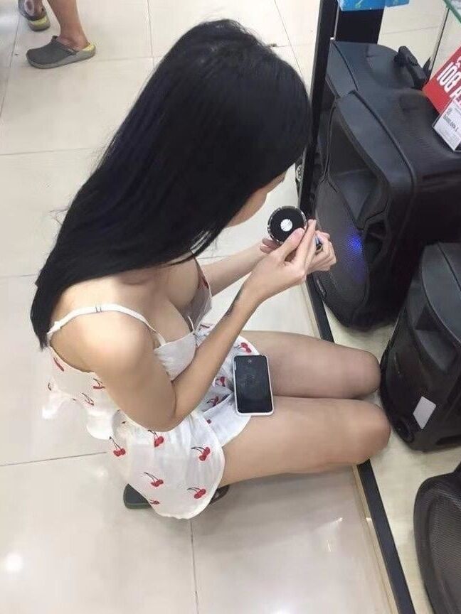 Sneak shot