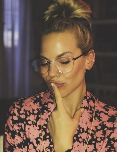 Cum or fake Eline De Muynck