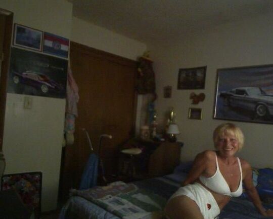 older mom sexy