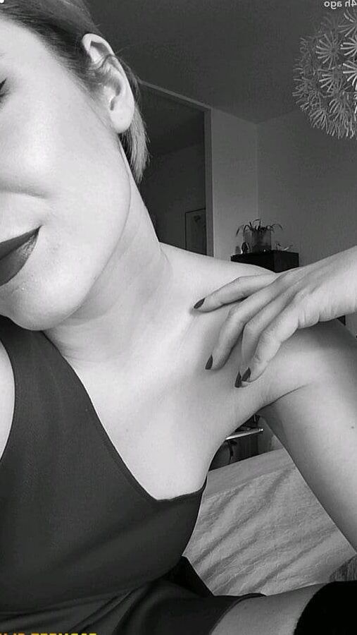 FRENCH SLUT