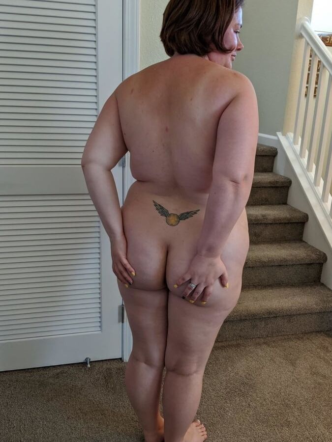 Mature Lady Butts