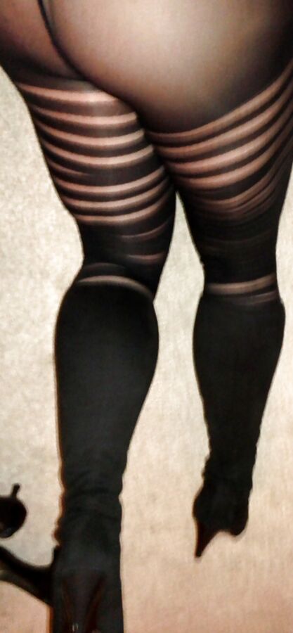 Knky boot nylons &amp; suspenders