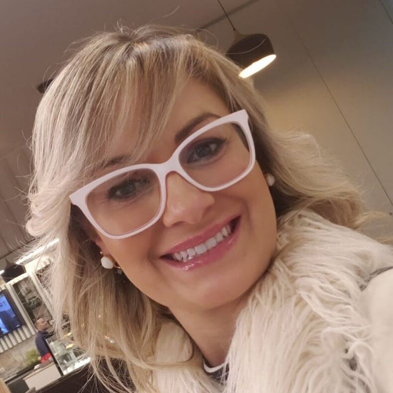 Fatima coroa gostosa pra gozar e comentar