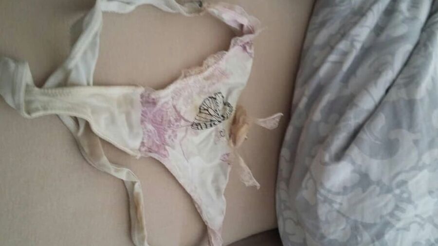 Dirty string