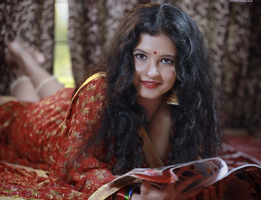 FOR BENGALI LOVERS NON NUDE