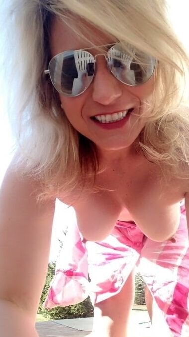 Blonde slutty mom Milf exposed Big tits slut to expose