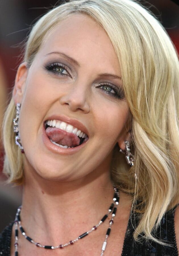 Charlize Theron -