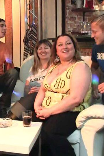 Fat Slobs - Dirty Rooms And Messy Eating