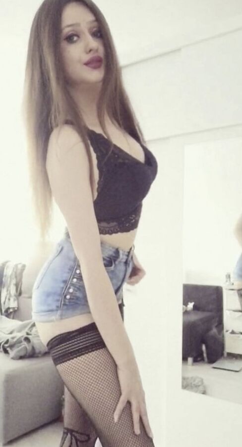 Polonaise chaude et serrée, bas, collants, selfie, talons hauts
