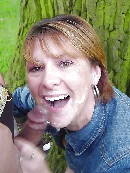 Dee - Aamteur Facial by THAT tree!