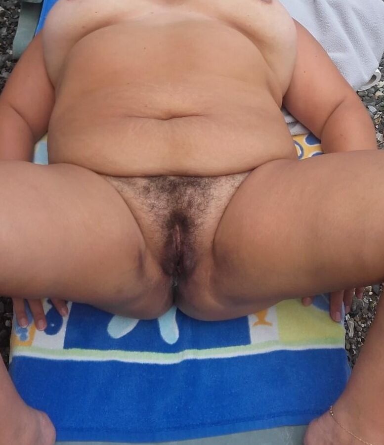 Matures and Grannies Spread