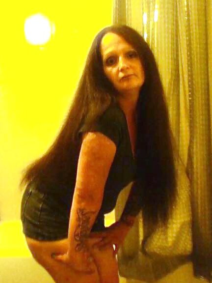 Frau des Cuckolds mit Gesicht....