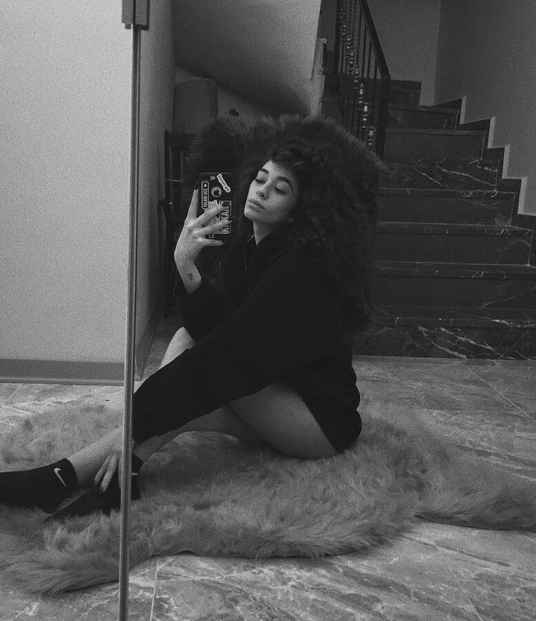 Turkish Instagram Girls Curly Begum