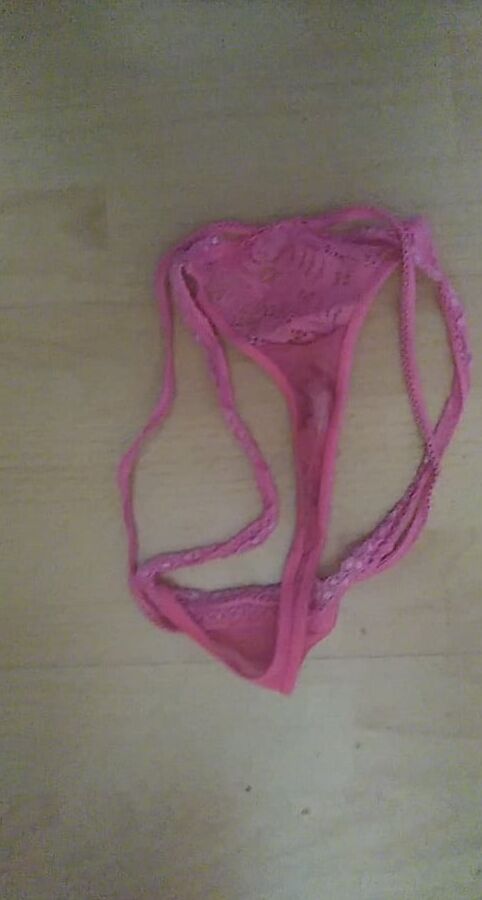 Dirty string