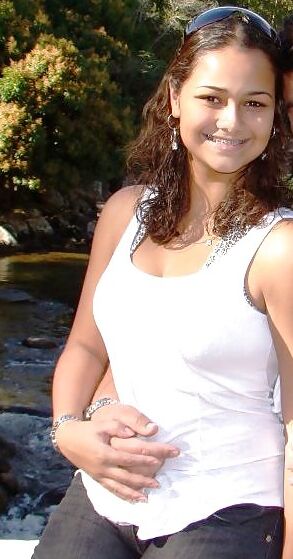 Chavita apretandoce