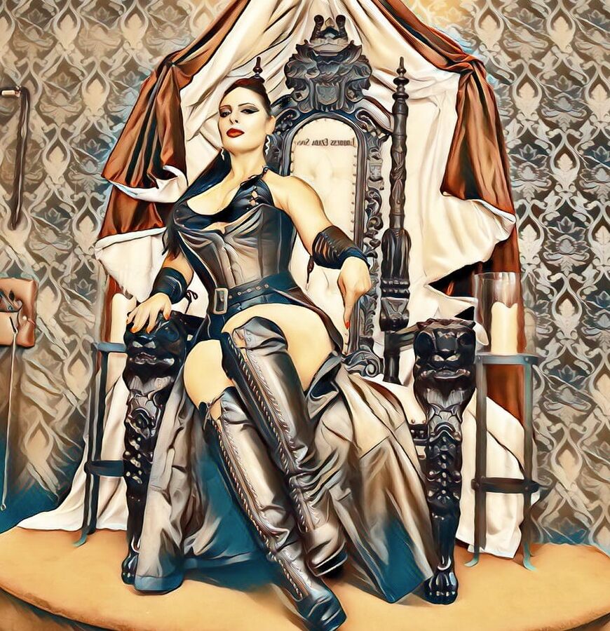 Mistress Ezada Sinn