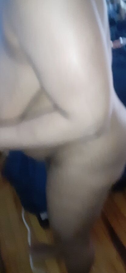 VISIT THIS BLACK MOM ASS