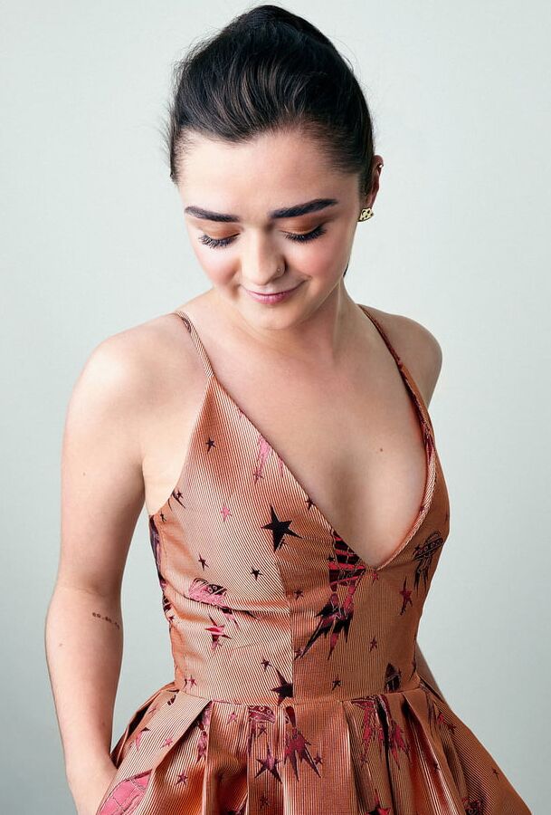 Female celebs - randOm tIts