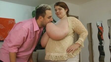 LEXXXI LUXE BIG BOOOBBS