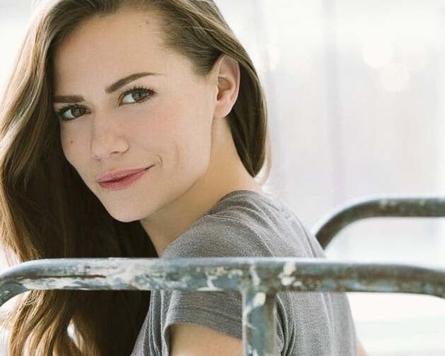 bethany joy lenz