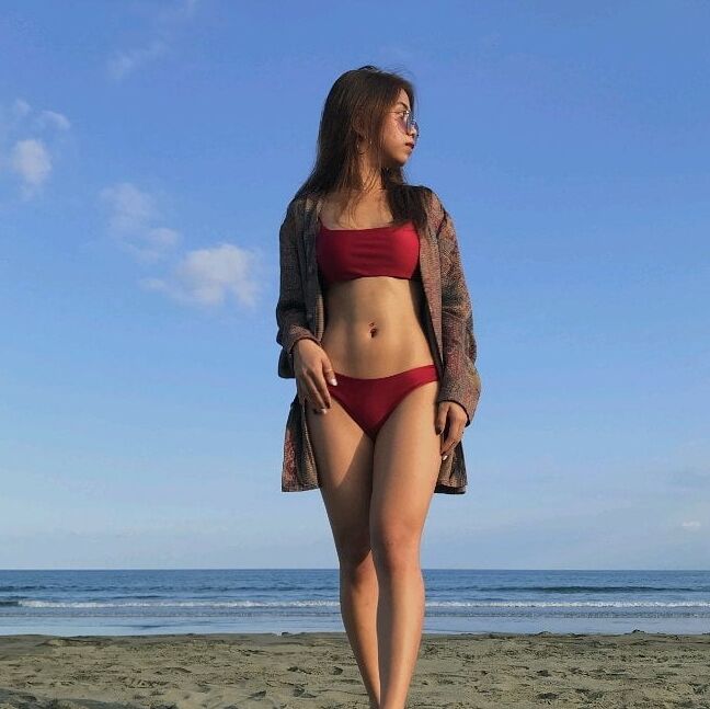 Swimsuit Babes