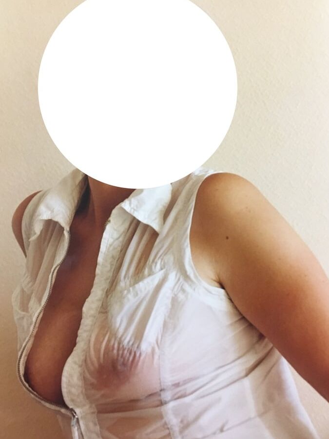 Nude teets