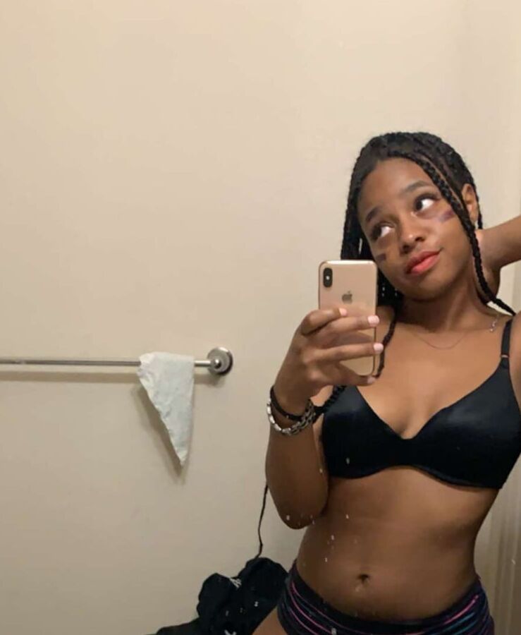 Nude Black Girl from Florida