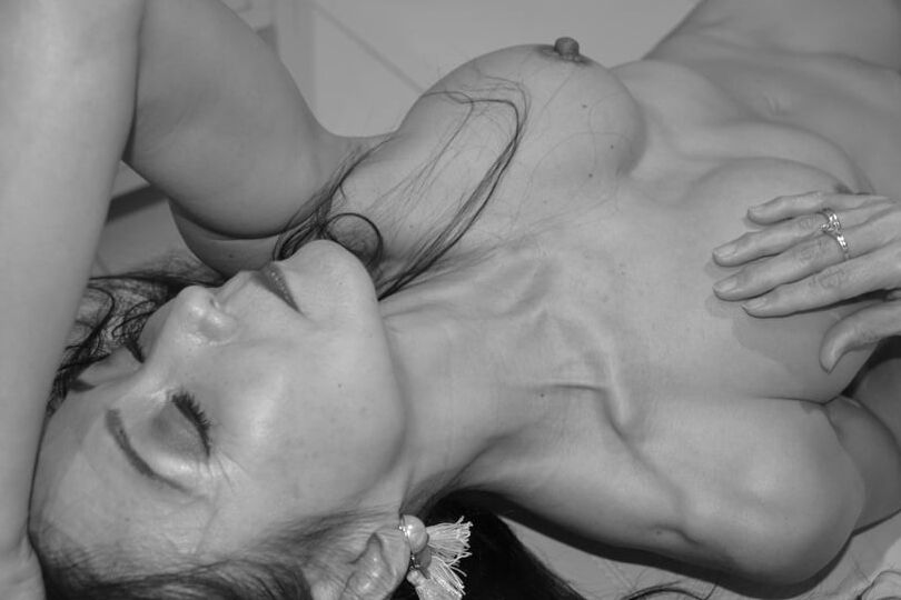 Sexy as fuck Asian MILF Slut