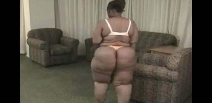 Video mega pear bbw