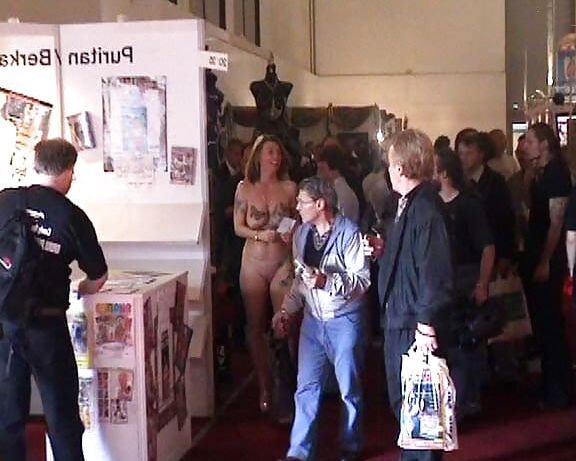 Exhibition girls