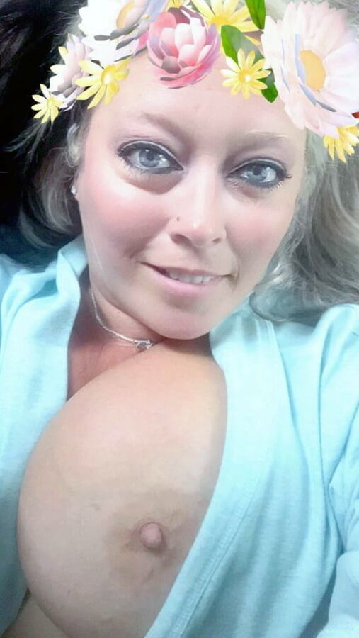 Big tit Gilf