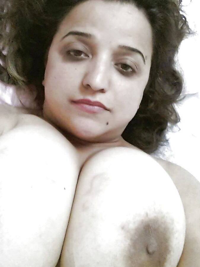 Hot Arab Egyptian TITS