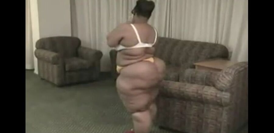 Video mega pear bbw