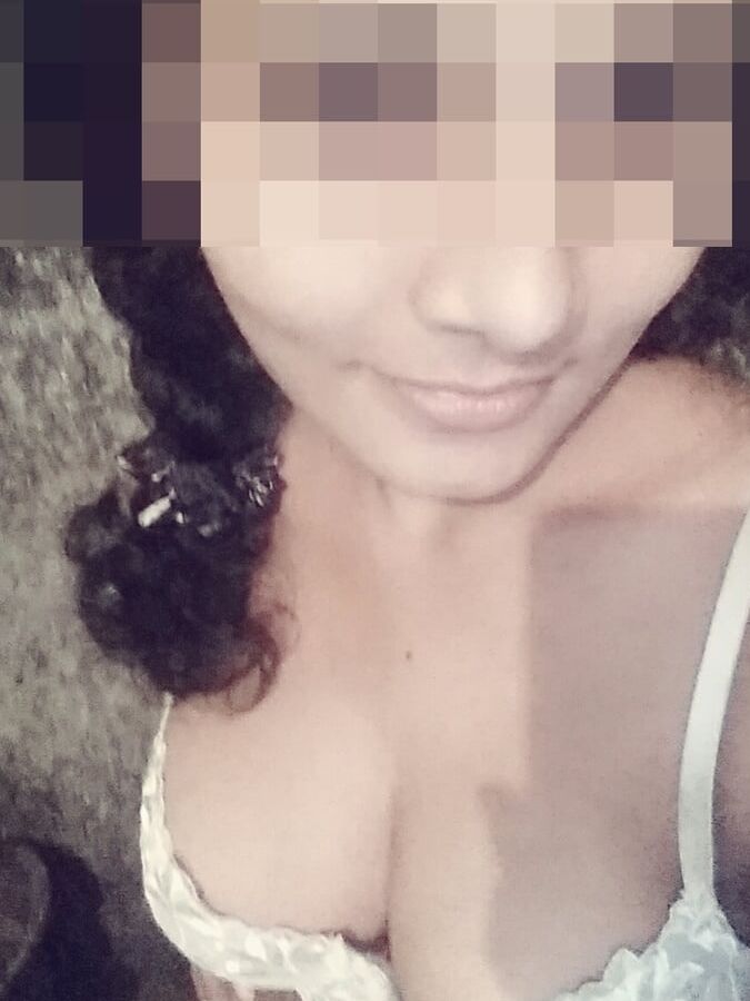 Sri Lankan Girl Friend