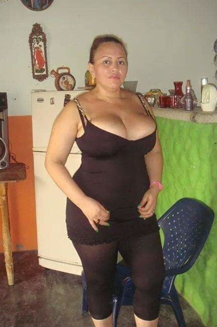 Maduras tetonas latinas