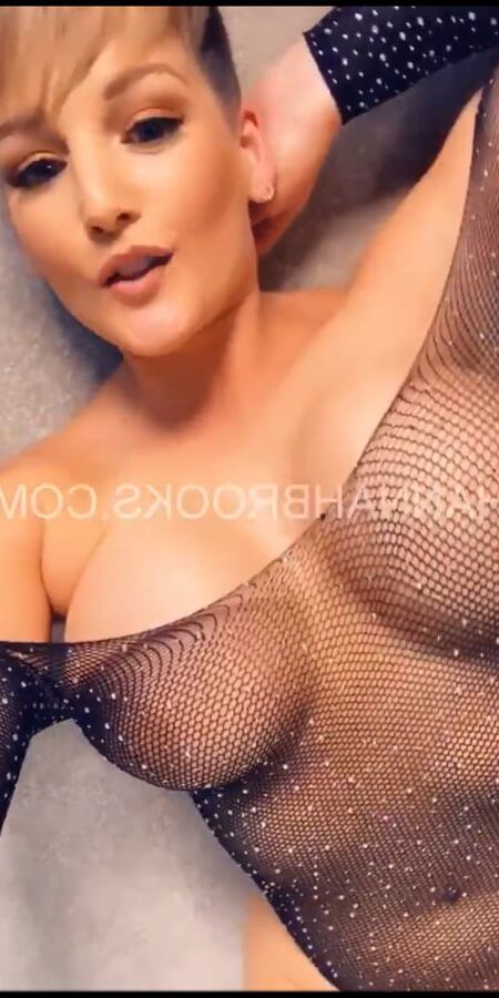 Hannah Brook Only fans slut