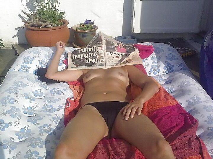 wife sun topless