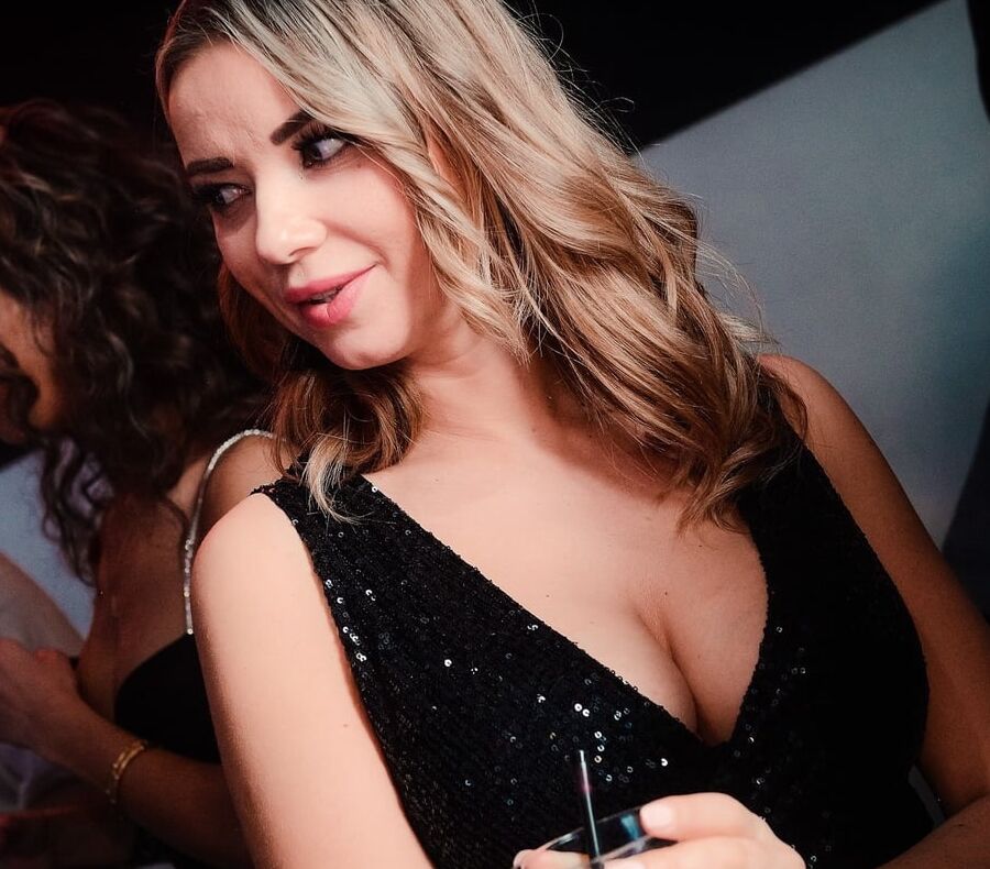 Private parties - mature women only (LXII)