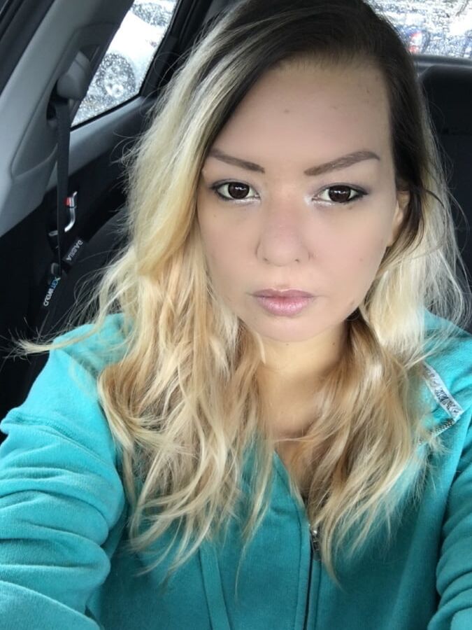 expose leave dirty comments and tribute this dirty cumpig!!