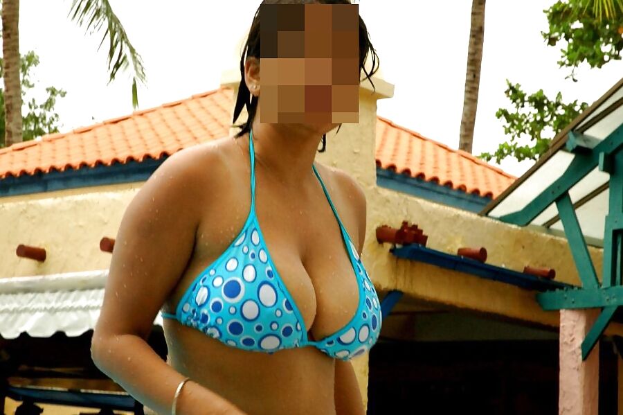 Indian big boobs in shirt